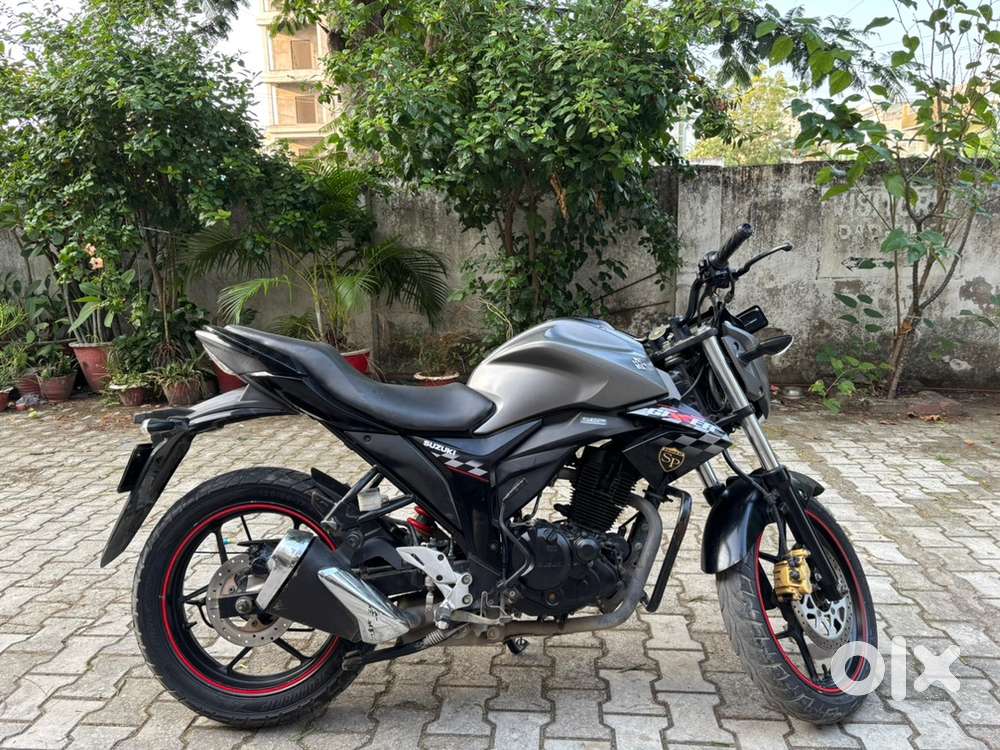 Suzuki Gixxer 155cc (2017) – Stylish, Powerful & Perfectly Maintained