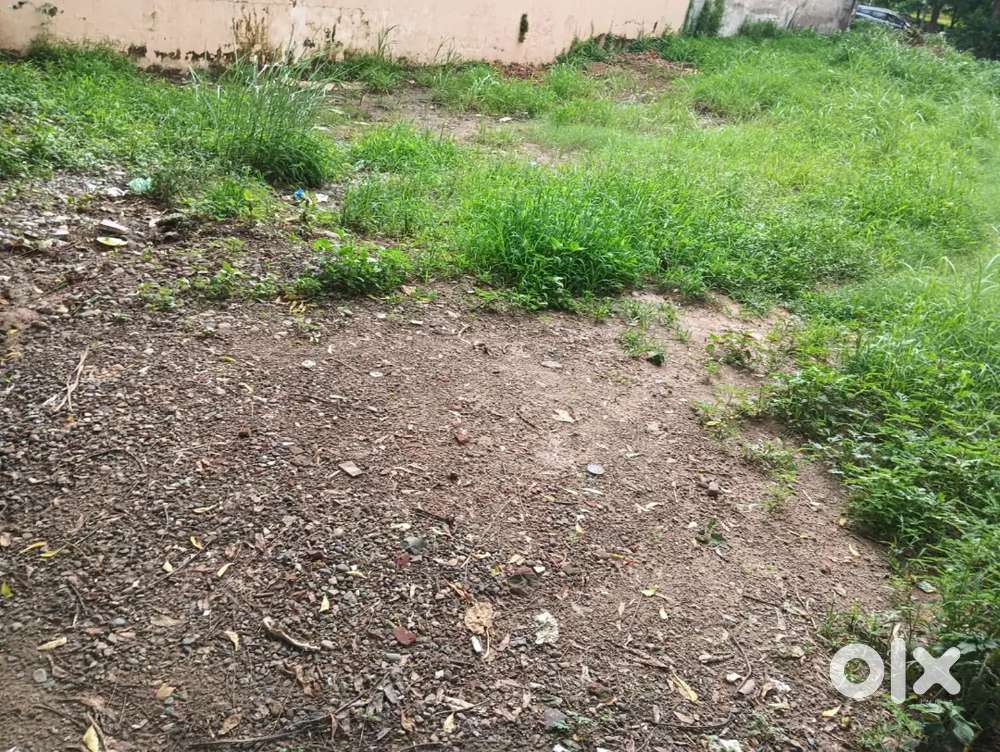 100 gaj plot sale swastik vihar zirakpur