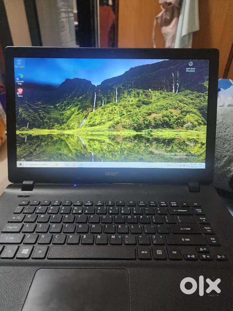 LEPTOP 4000 ONLY URGENT SELLING