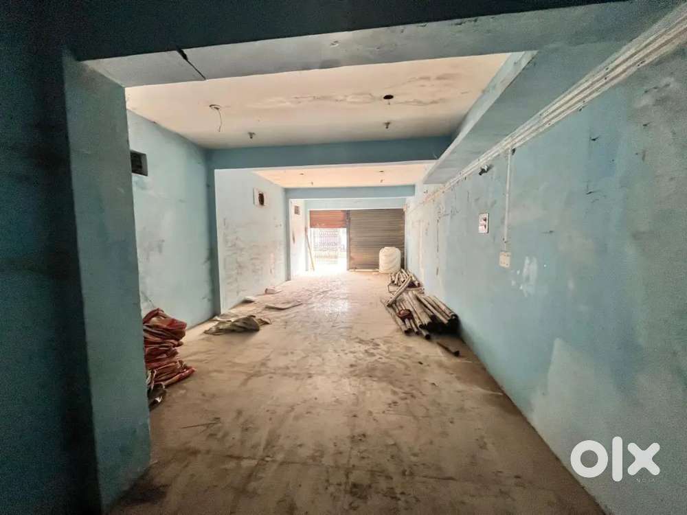 व्यापारिक उपयोग हेतु , मैंन रोड कटघोरा में हॉल उपलब्ध है बिलासपुर रोड