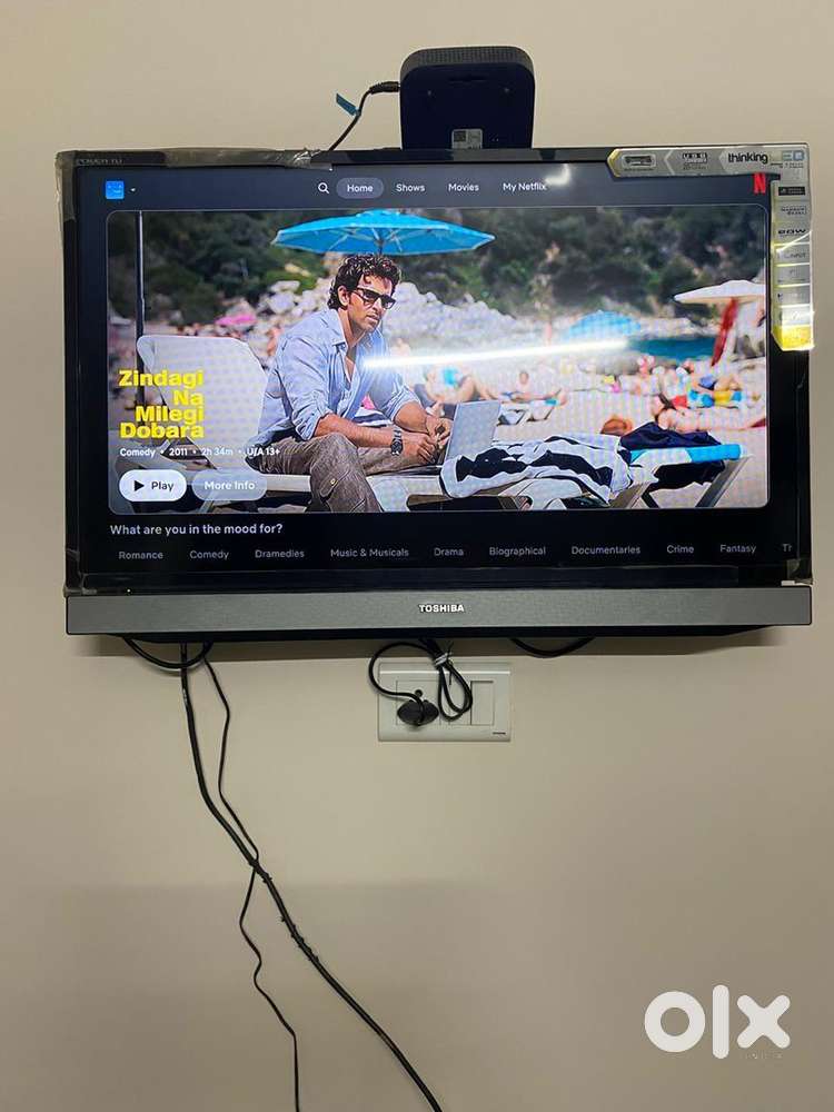Toshiba PU200 series LED TV 32 inch