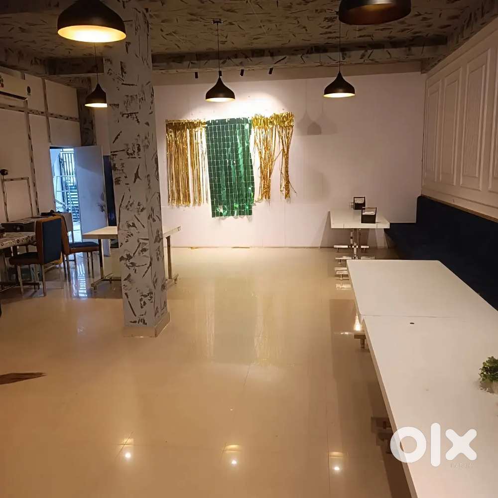 Cafe, office, showroom