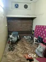 Handicapped electric tricycle