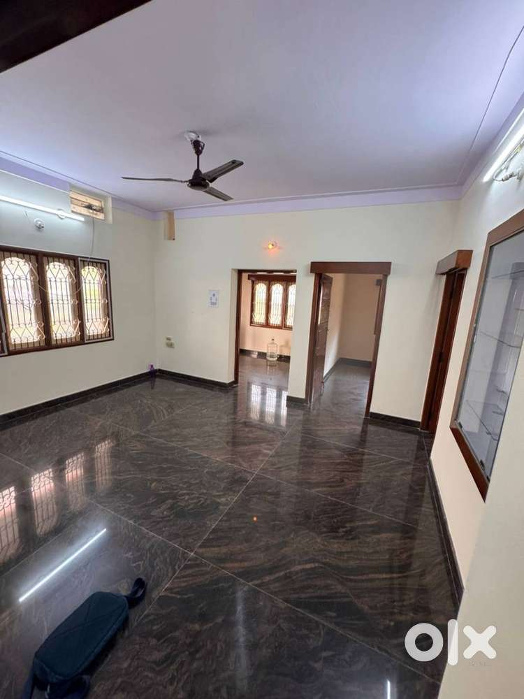 2BHK Builder floor for lease in Vijay Nagar Metro station
