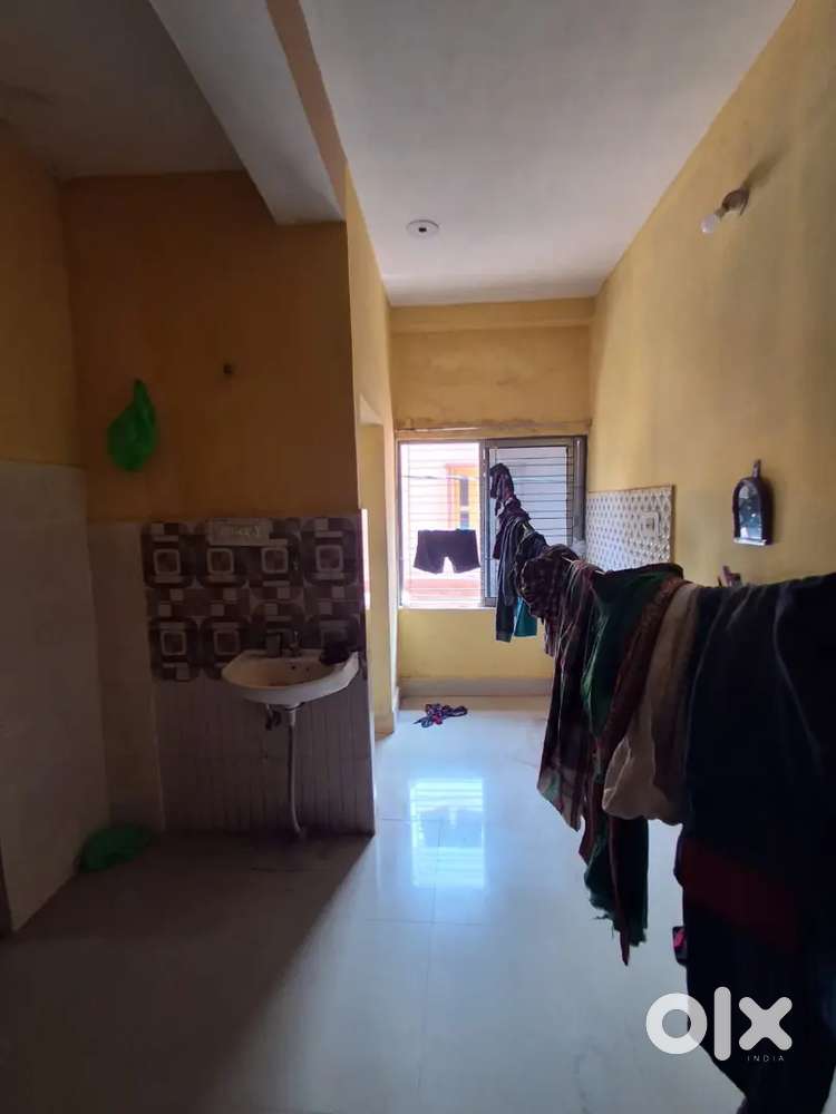 I want 2room mate it's 2bhk room only for boys