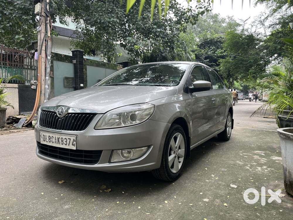 Skoda Rapid Elegance MPI, 2015, Petrol