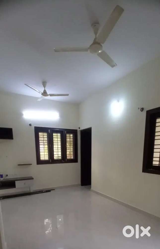 Semifurnished, Ground floor, Geyser, Mosquito mesh, etc.