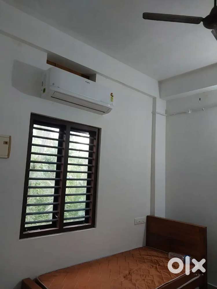 Furnished  Single Room Attached For Man