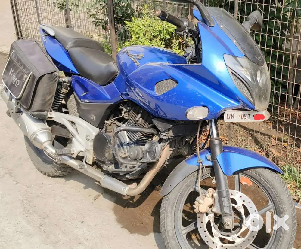 Pulsar 220 very good condition