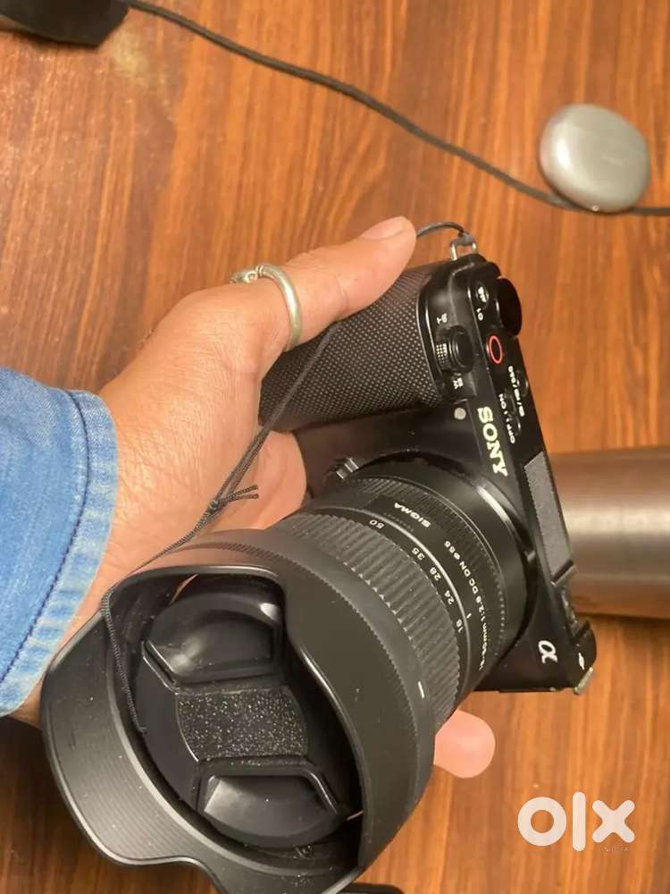 Sony ZV- E10 + Sigma 18-50 f2.8 + DJI RS3 mini