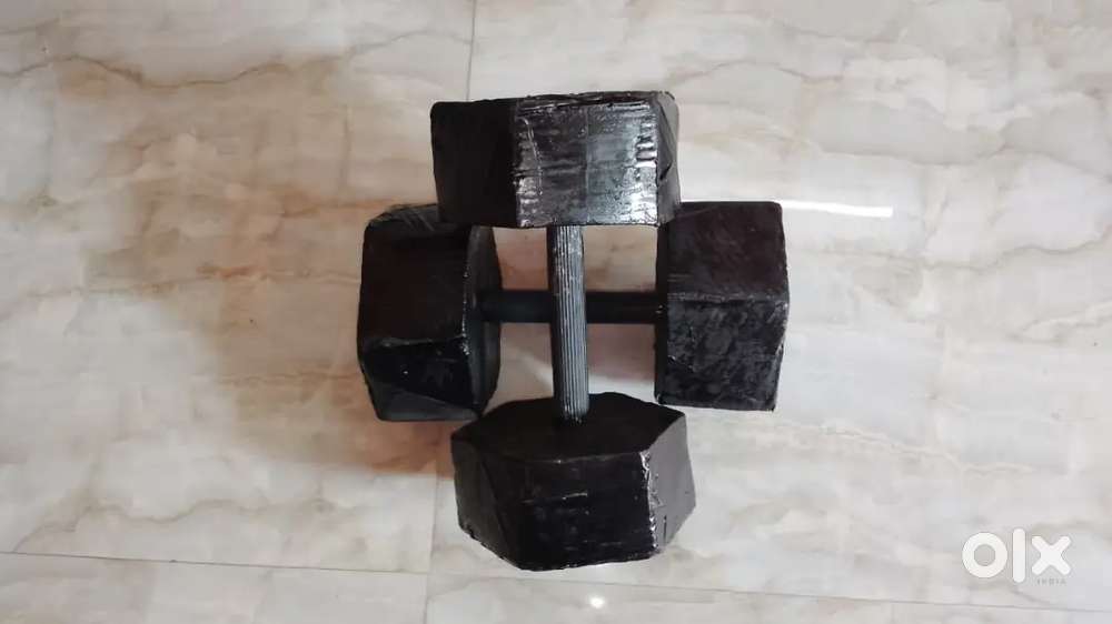 A good product of homemade equipment dumbbells it is very good quality