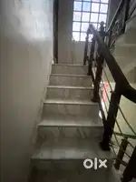 Independent floor available for rent