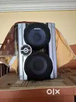 Sony 5: 1 DVD player with 5 speakers & remote
