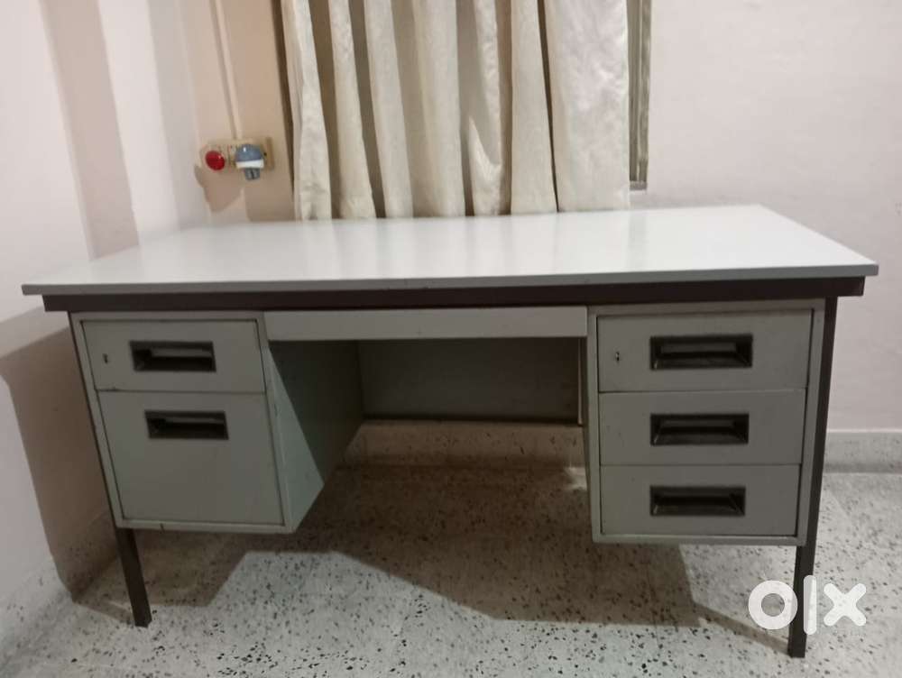 Metallic Office-cum-study table with a spacious work surface