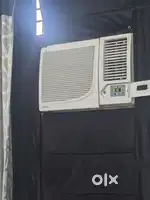 Cruise ac 1.5 ton  5 year old good candisan