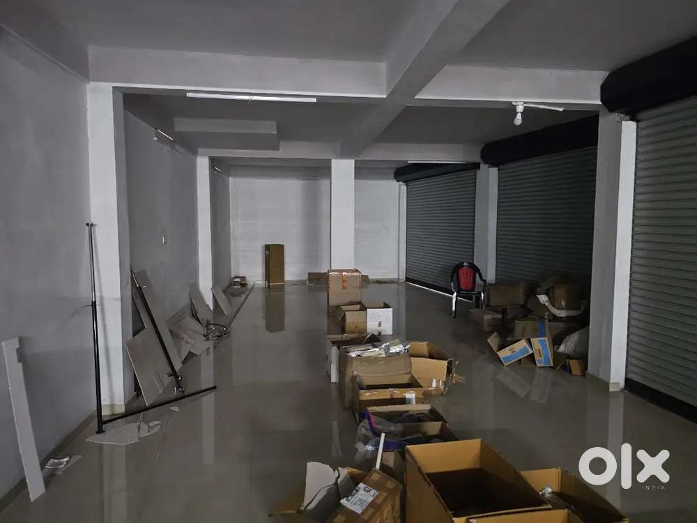 Space for rent. Pet related business like clinics and grooming