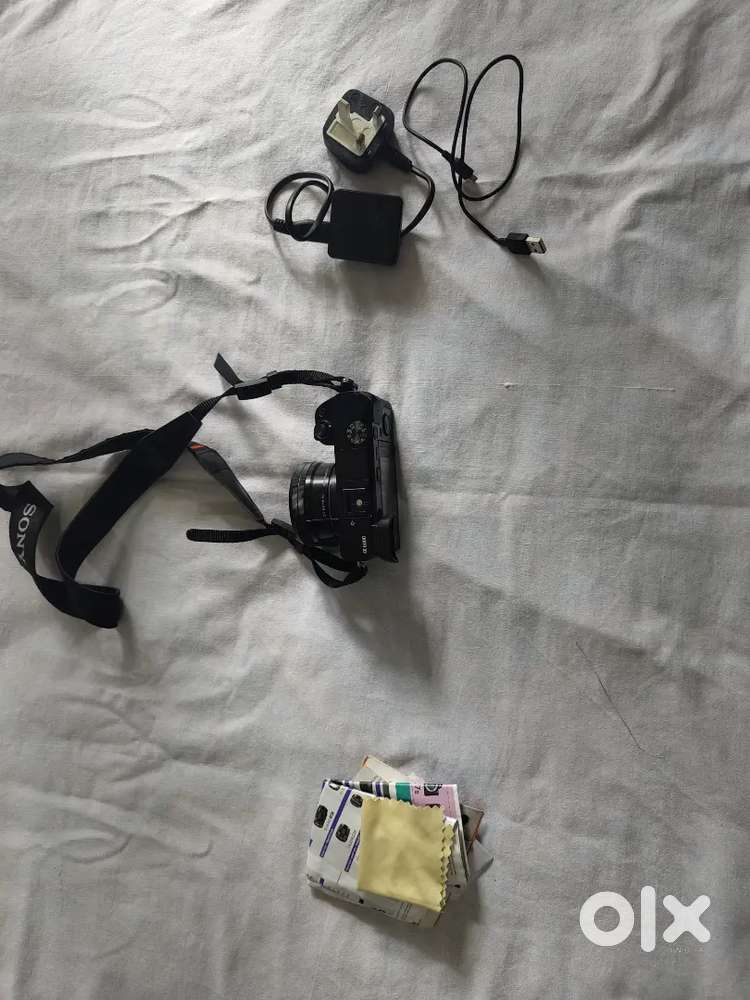 Sony Alpha a6000 cemara urgent sale
