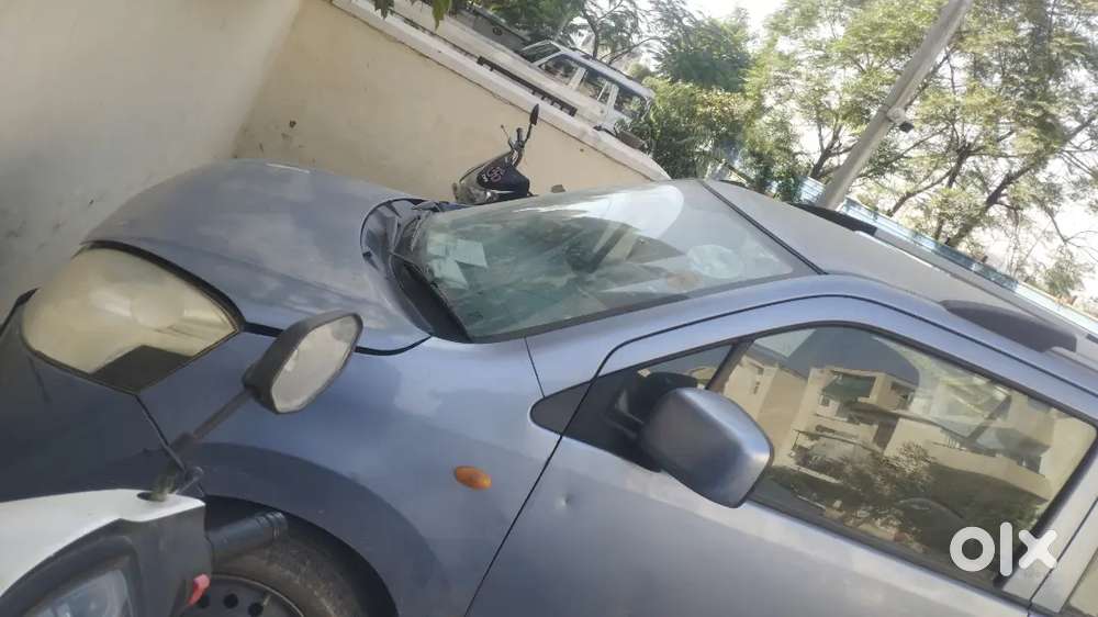 Good condition car all compony fitted parts and original paint.