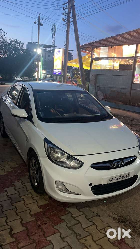 Hyundai Verna 2011 Diesel good condition, 170000 Km Driven