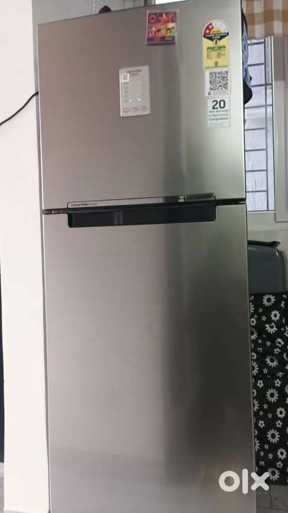 Refrigerator - Samsung - 236L