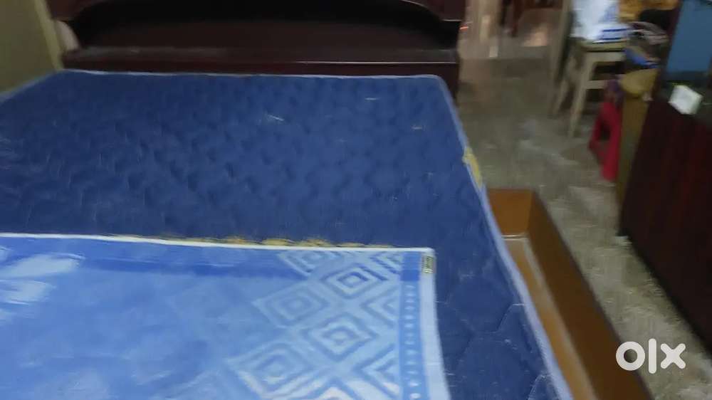 FURNITURE- COT WITH BED