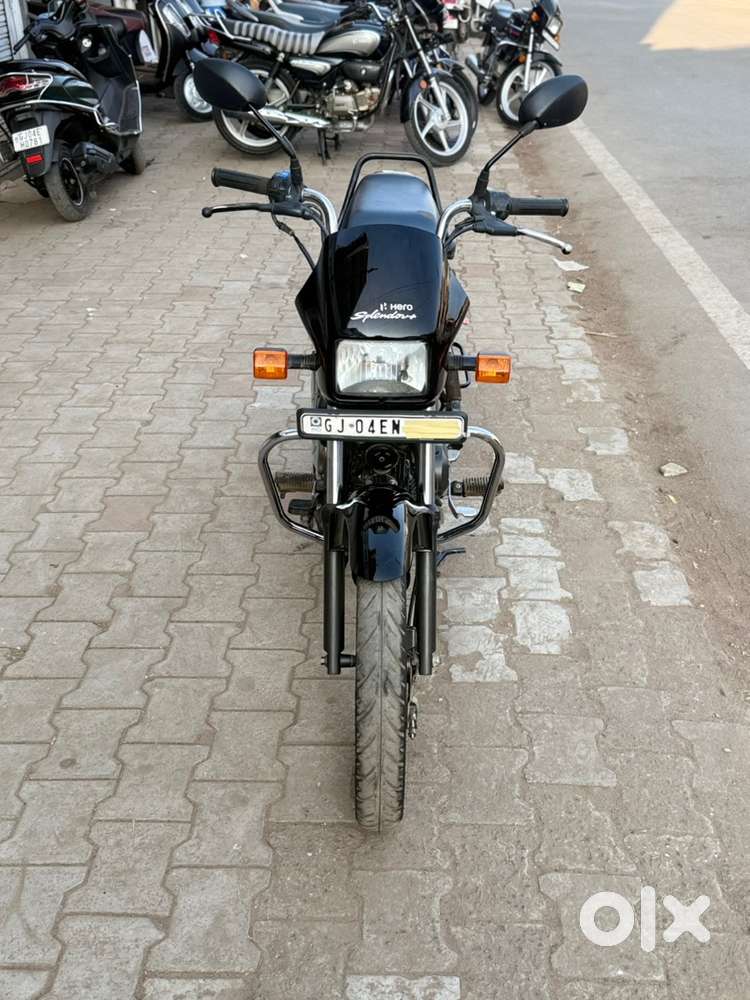 Hero Splendor Plus 11/2024 (0 ડાઉનપેમેનેટ પુરેપુરી લોન ભાવનગર ડોક)