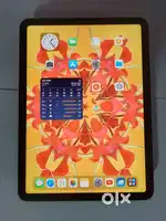 Apple iPad Air 5th Gen, M1, 64GB, Space Excellent Condition For Sale