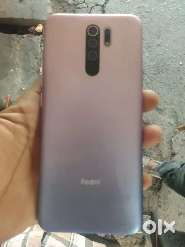 4 64 gb Phone me koi kami nhi hai