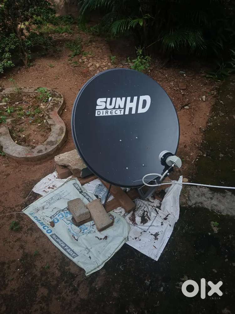 Sundirect HD dish + setup box  For sale