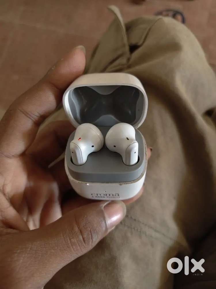 Croma earbuds
