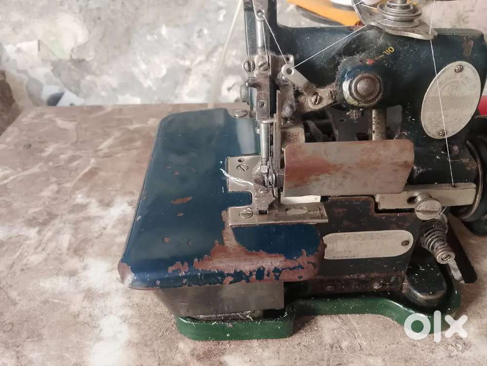 3 thread interlock machine