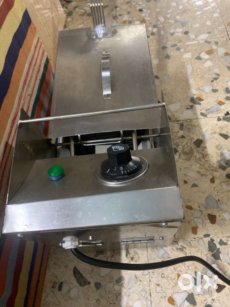 3.5 ltrs Deep Fryer 15 days used