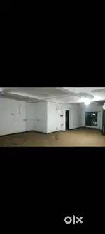 Prime Commercial Space for Rent – Ideal for Office/Shop!