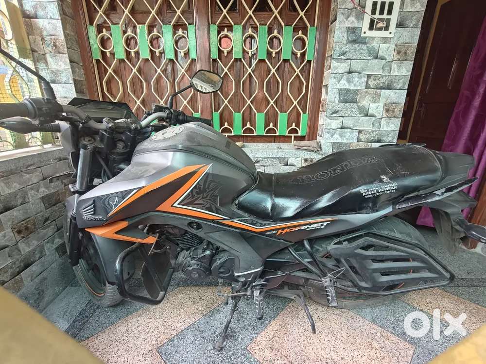 Hornet 160R, with very good condition & very smooth Engine