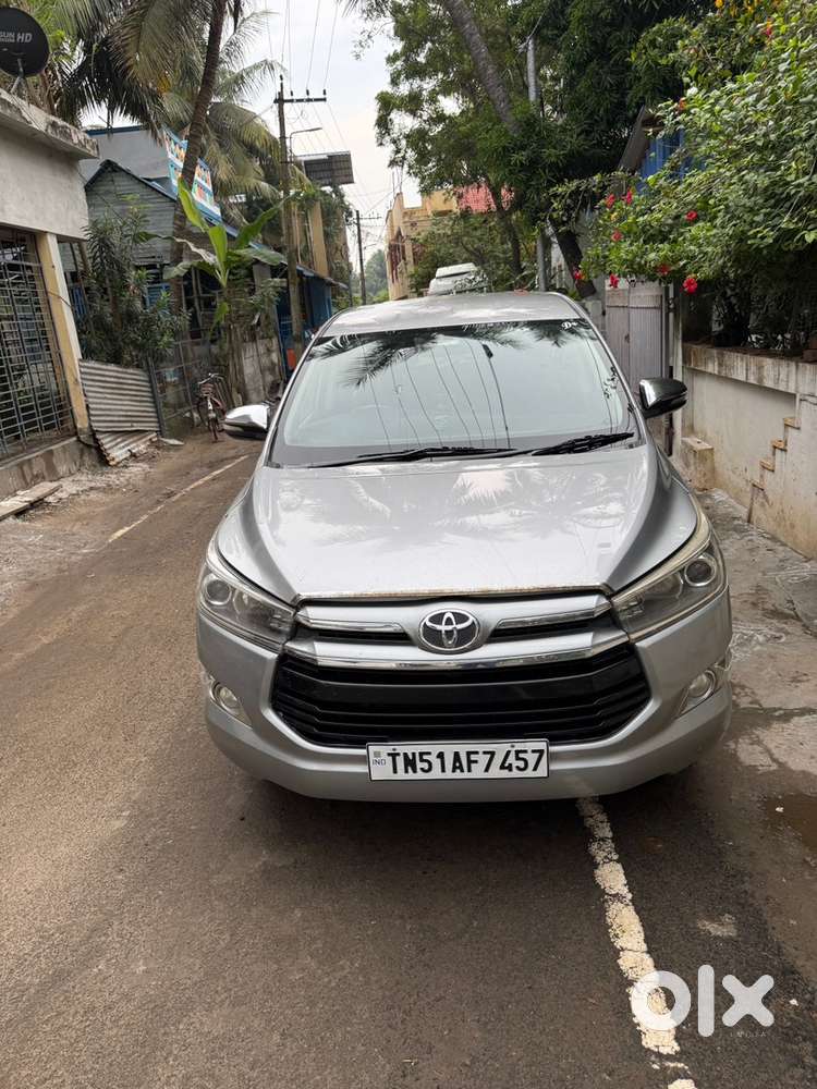 Toyota Innova Crysta 2017 Diesel Well Maintained