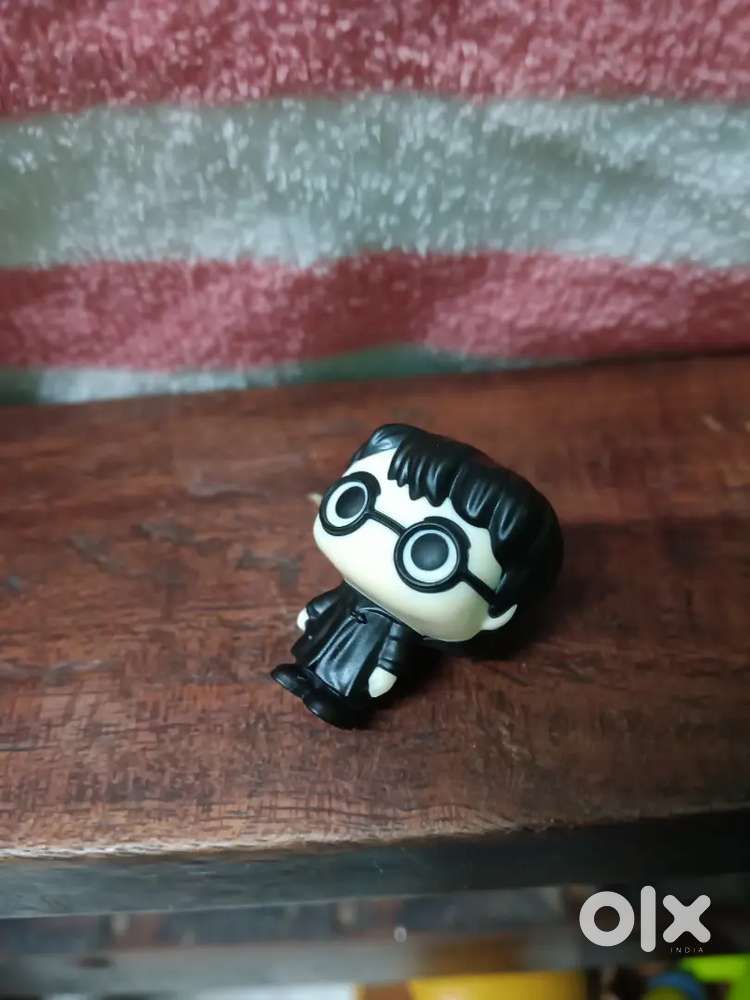 Harry Potter Kinder Joy Toy  Limited Edition Collectible  Rare Find