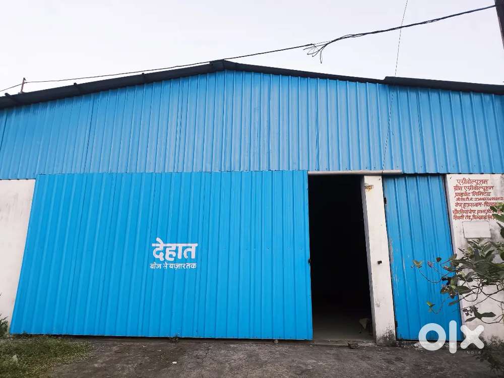 Warehouse for Rent for manufacturing or storage on Prime Location