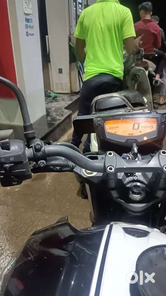 TVS Apache RTR 160 selling