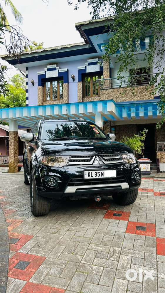 Mitsubishi Pajero Sport 2015 4x2 automatic for sale