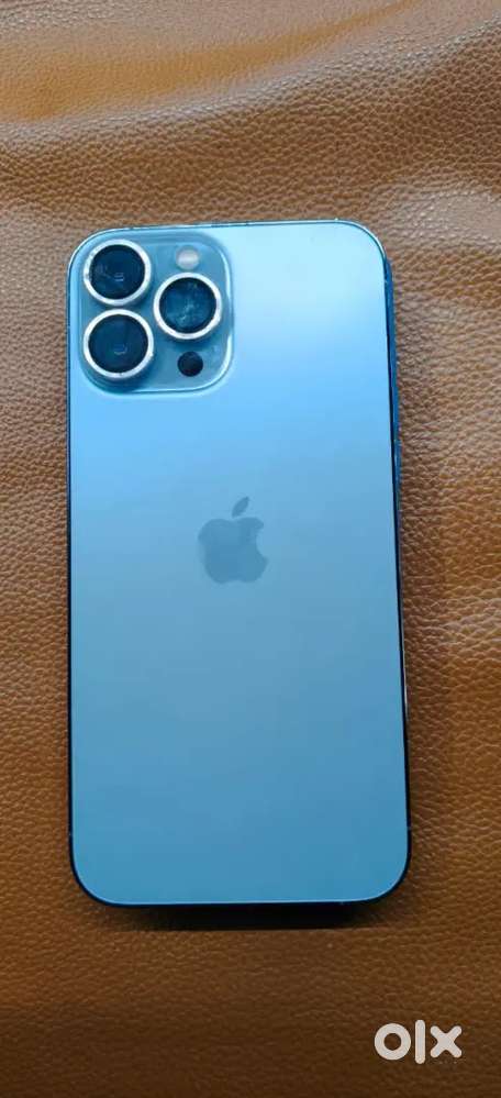 Iphone 13pro max 128 gb 90% battery health with charger and data cable