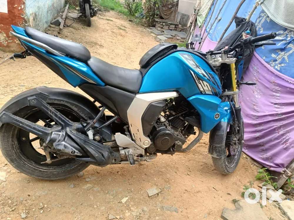 Yamaha FZs 2015