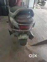 SECOND HAND AVIATOR
