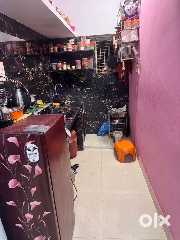 2 bed room house with washing machine fridge Kichen air conditioner