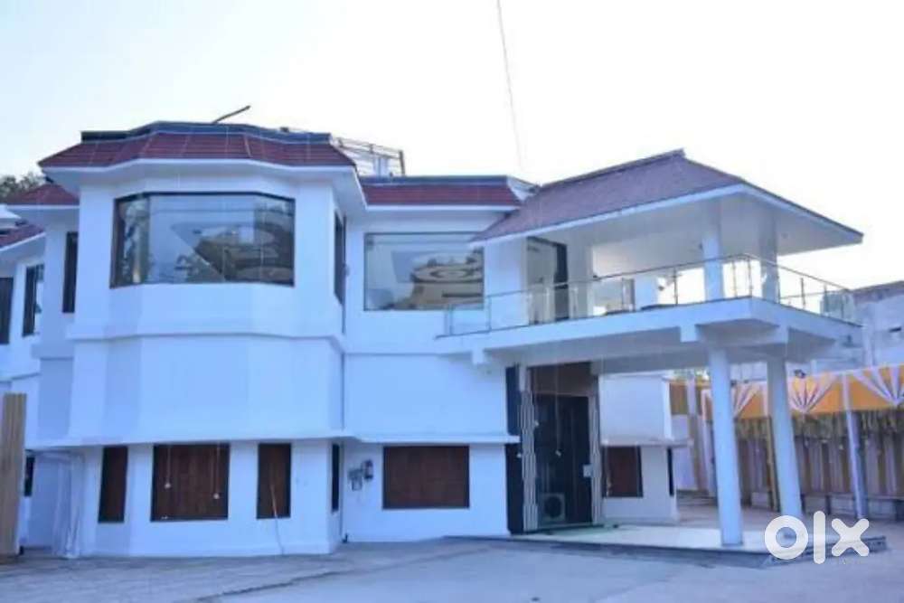 Hotel Housekeeping staff min 3