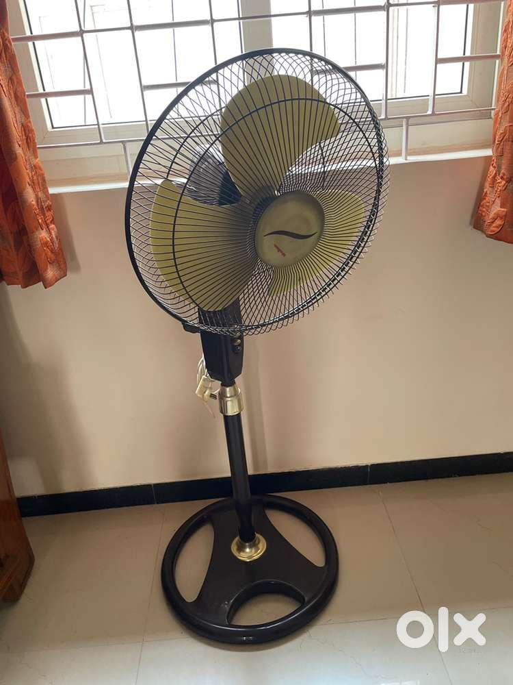 Standing fan - Khaitan brand