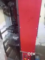 Katori banane wali machine kisi Ko chahie to sampark Karen