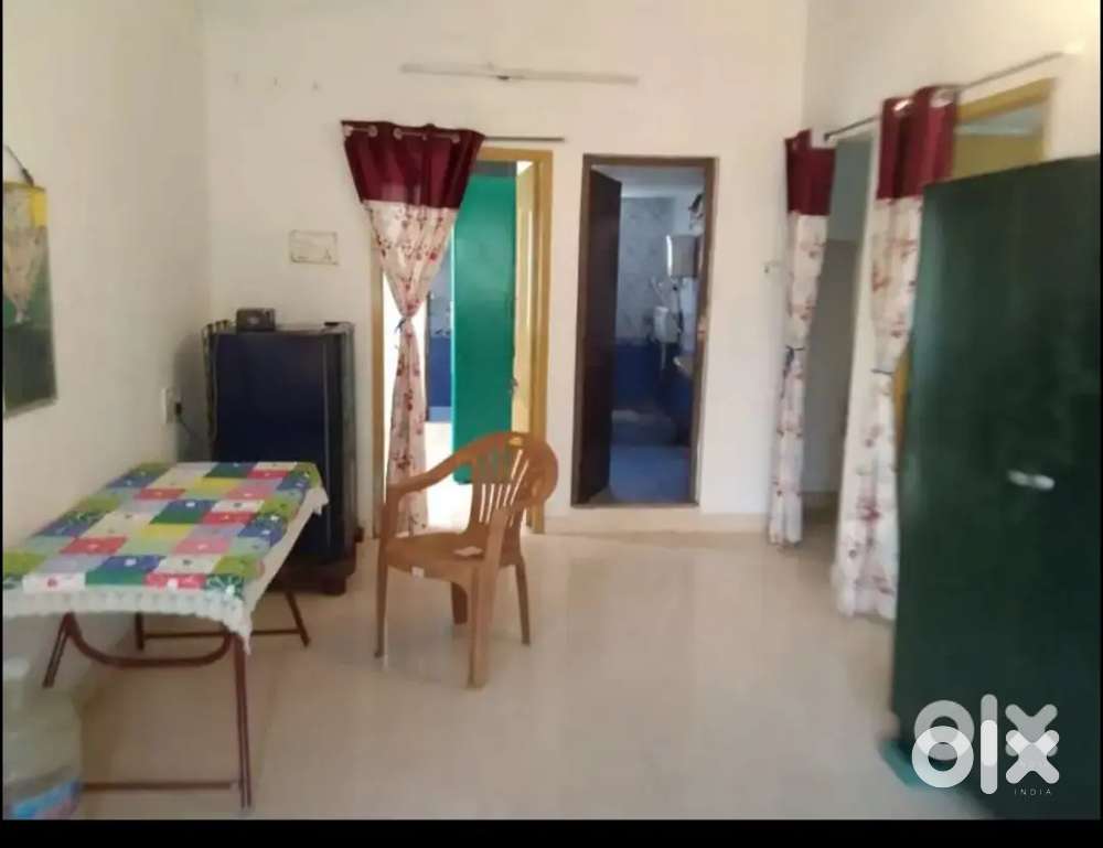 Perungudi Rajive nagar two BHK fully furnished first floor two AC