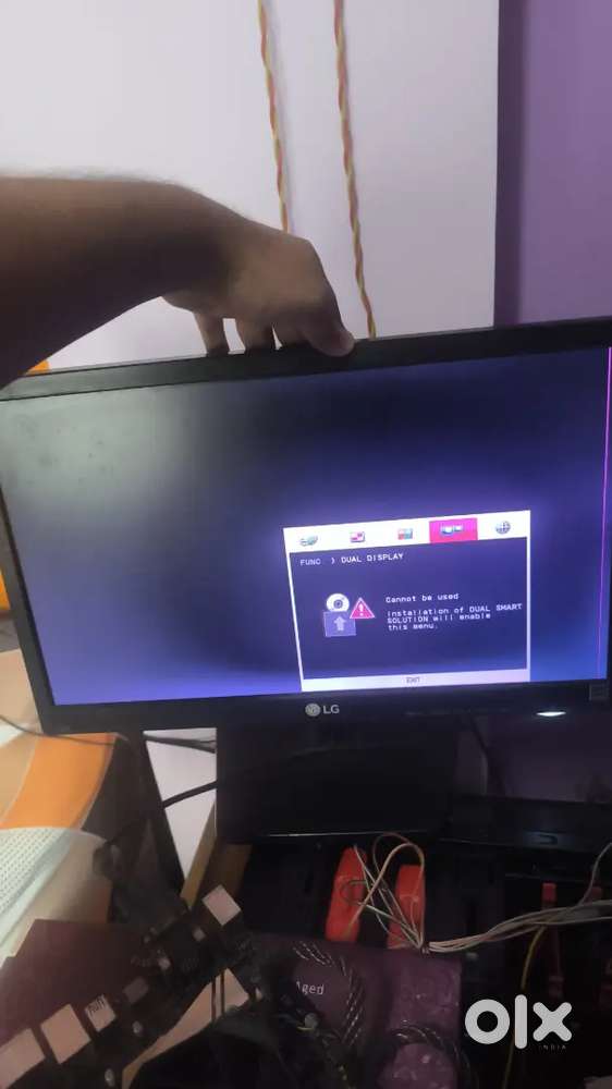 Lg 19 LED monitor for Sale