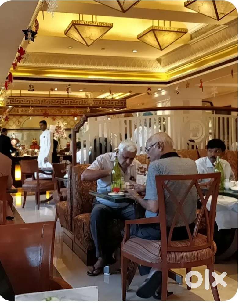800 sqft space available for resturant at lalpur
