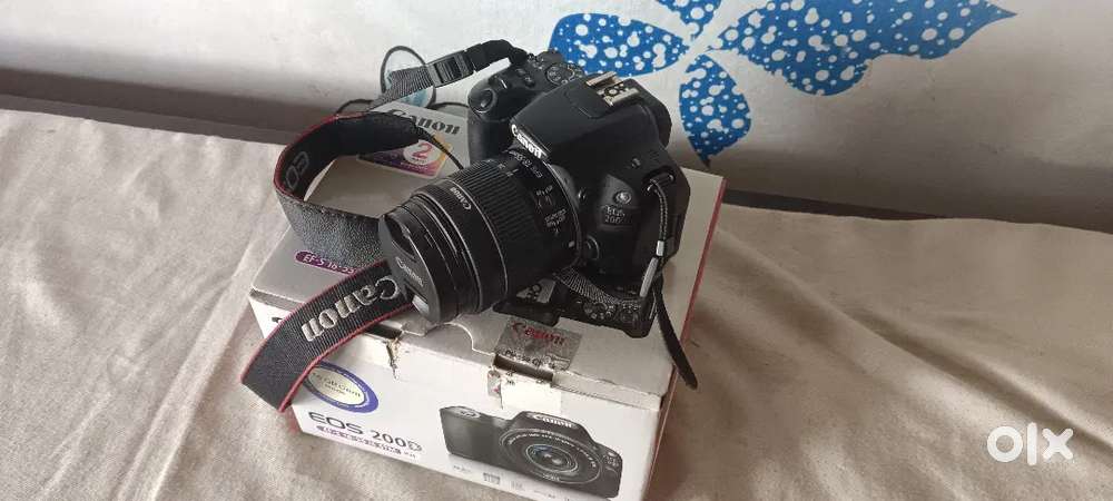 Canon 200d camera lens 18_55